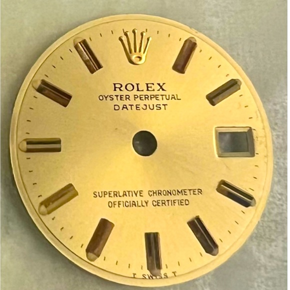 26mm Rolex Date Just Original Dial Yellow Gold - Picture 2 of 3